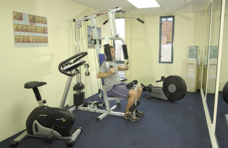 Ventura Inn & Suites המילטון מראה חיצוני תמונה