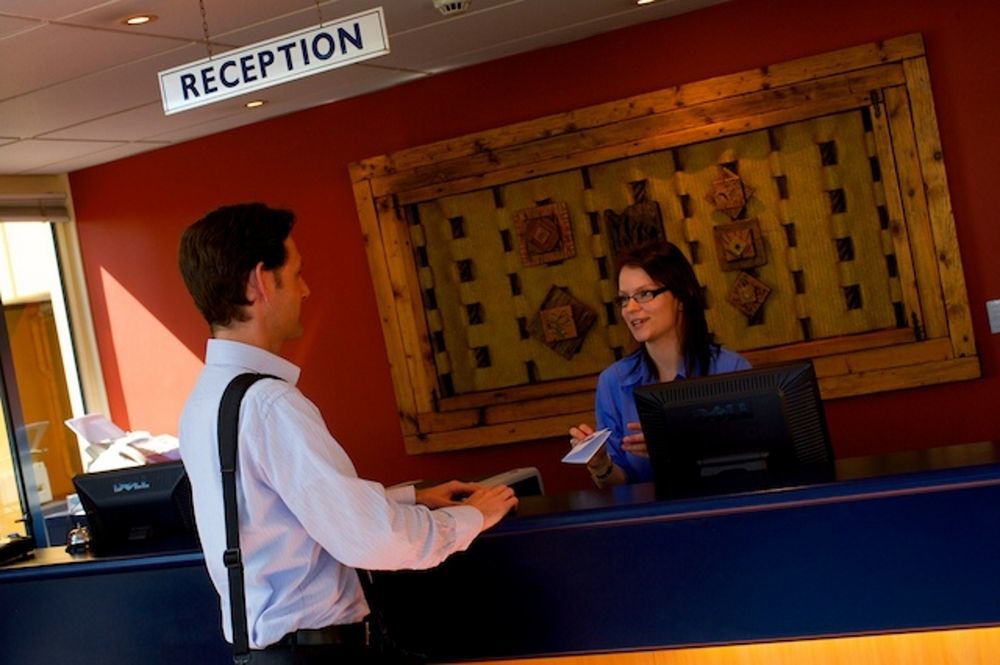 Ventura Inn & Suites המילטון מראה חיצוני תמונה